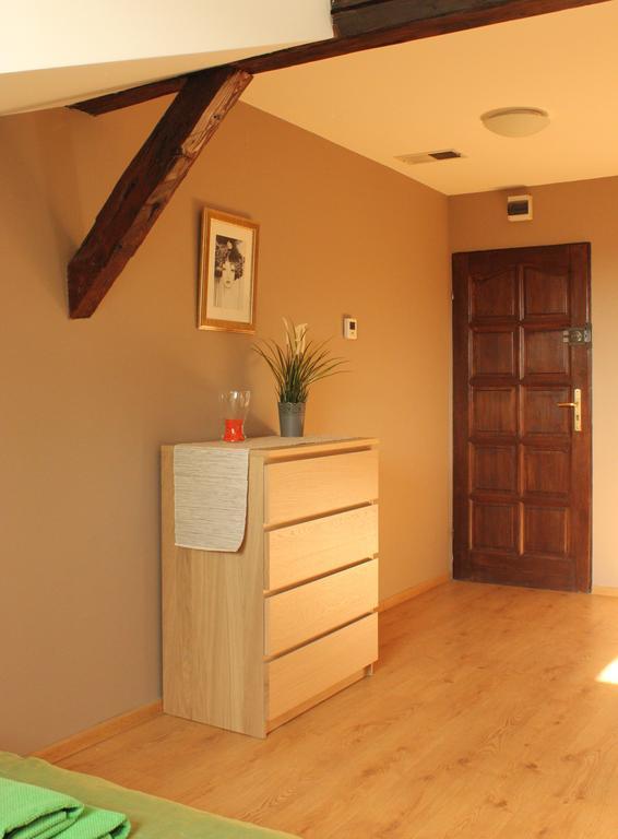 Sunny Studios Краков Экстерьер фото