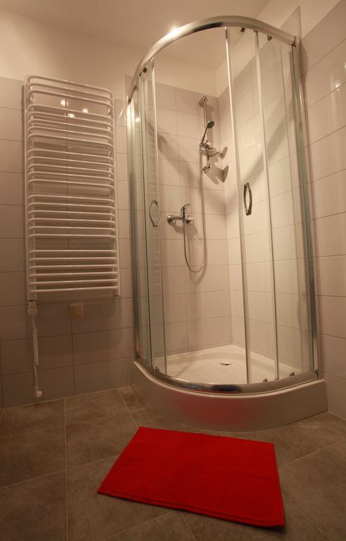 Sunny Studios Краков Экстерьер фото